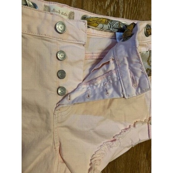 Altar'd State Shorts Womens Size 28 Button Fly Denim Pink High Waist Scarf EUC - Picture 4 of 9
